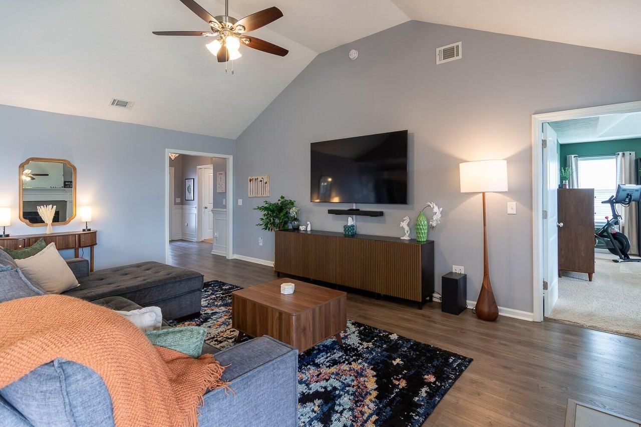 4830 Fairmont Dr - Photo 7 of 28