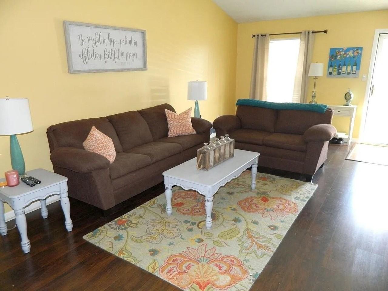 1101 Avery Lndg - Photo 2 of 15