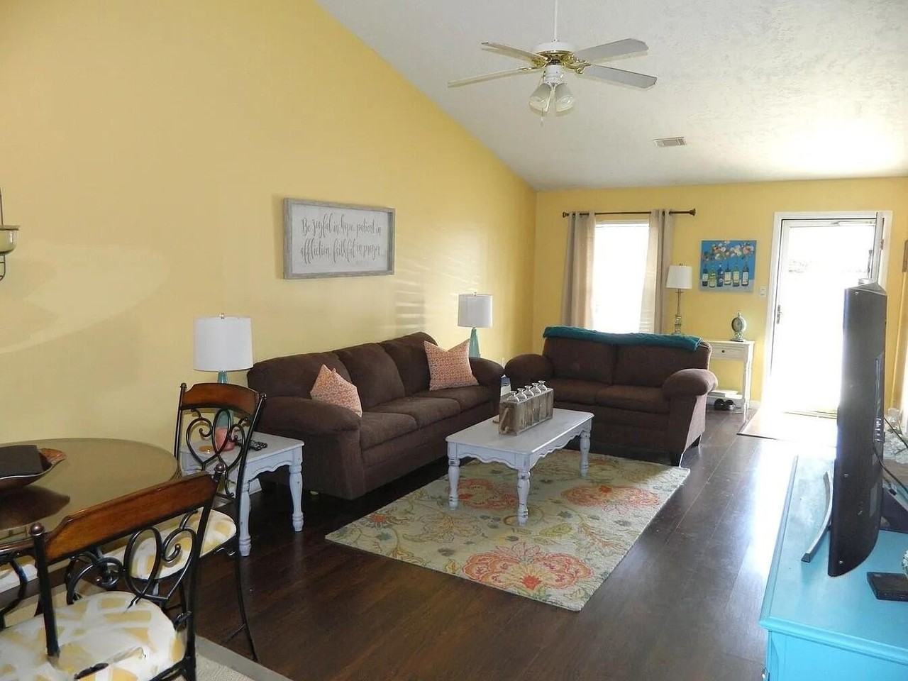 1101 Avery Lndg - Photo 5 of 15