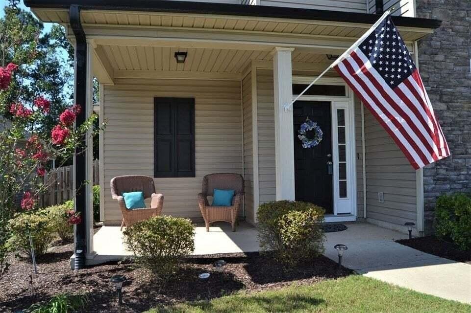 2612 Waites Dr - Photo 2 of 26