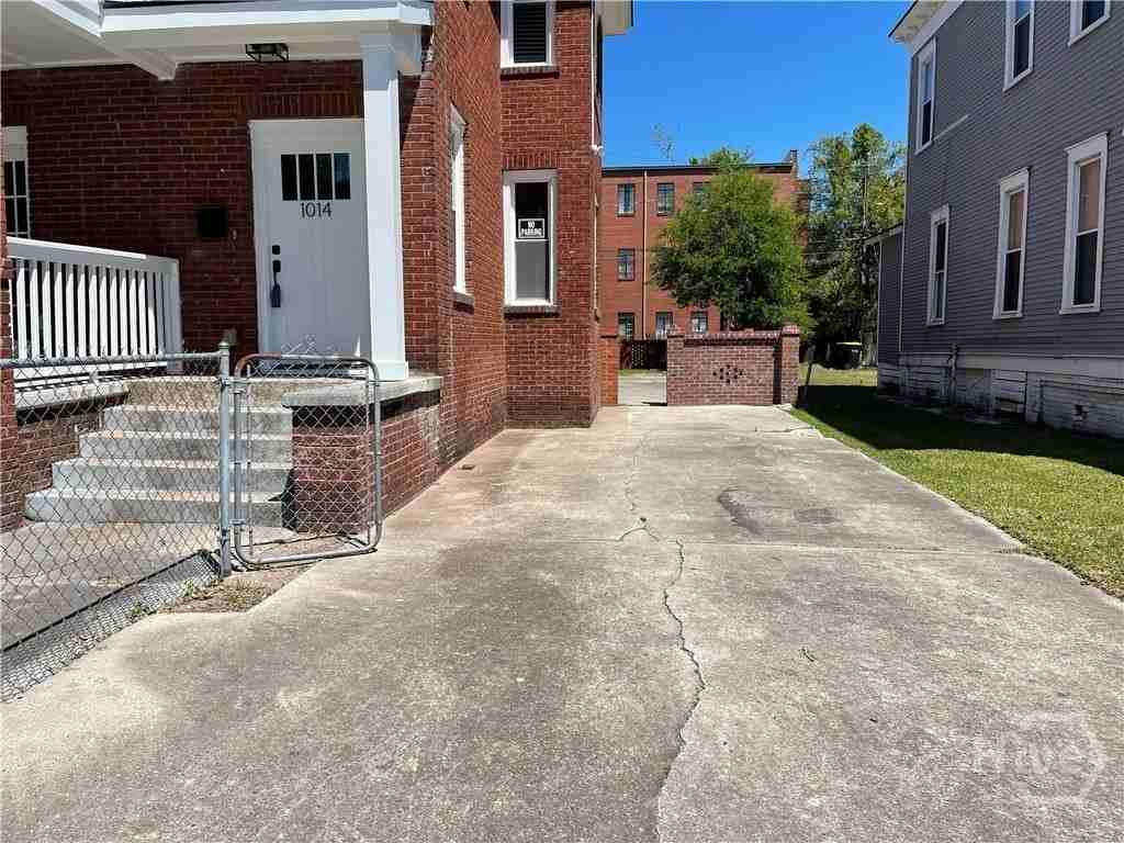 1014 E Anderson St - Photo 2 of 18