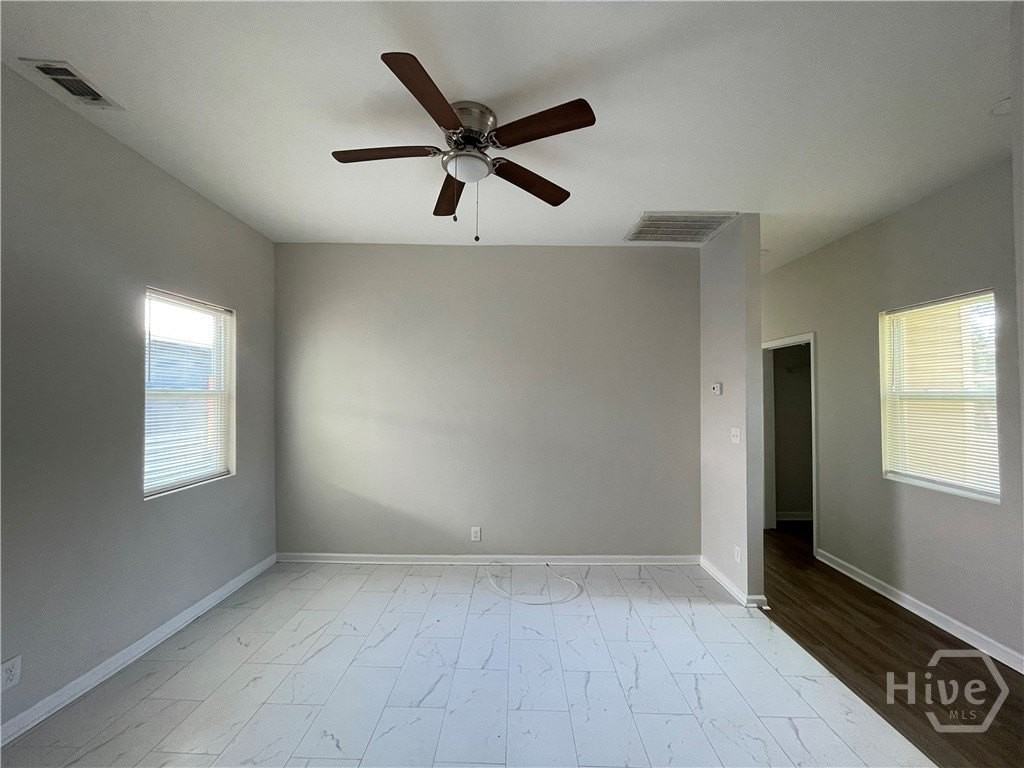 1112 E Bolton St - Photo 4 of 9