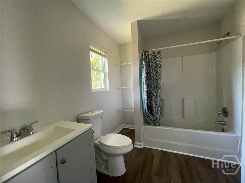 1112 E Bolton St - Photo 5 of 9