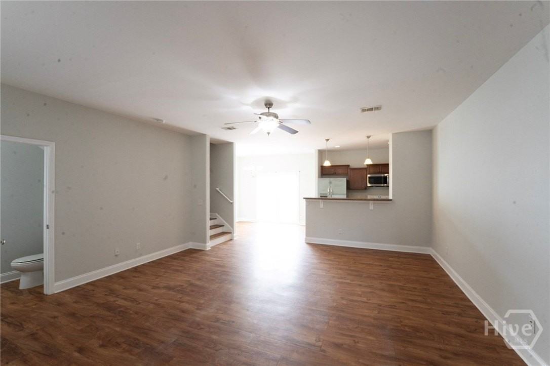 573 Governor Treutlen Cir - Photo 4 of 32