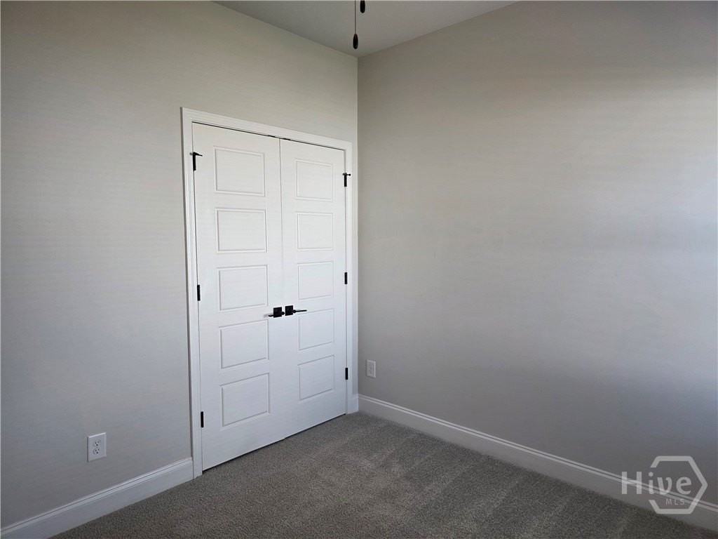 123 Susan Dr - Photo 6 of 23