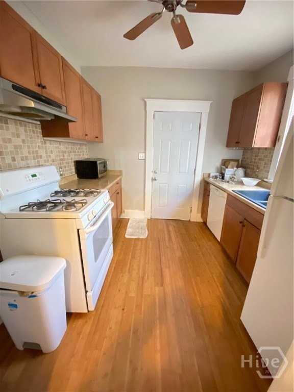 507 E Duffy St - Photo 6 of 9