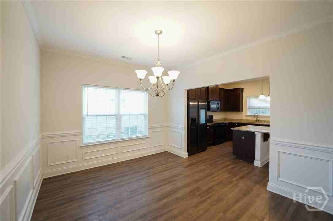 363 Coconut Dr - Photo 7 of 37