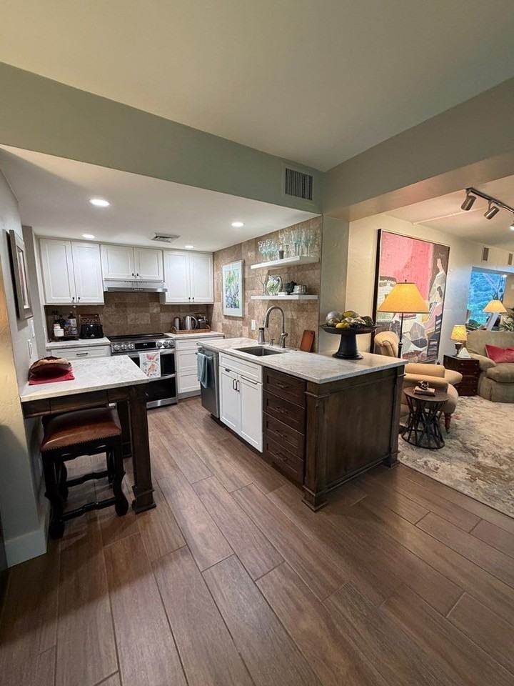 1000 Guadalupe St - Photo 4 of 20