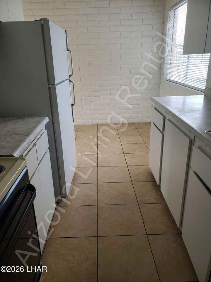 2316 Kiowa Blvd N #A - Photo 4 of 11