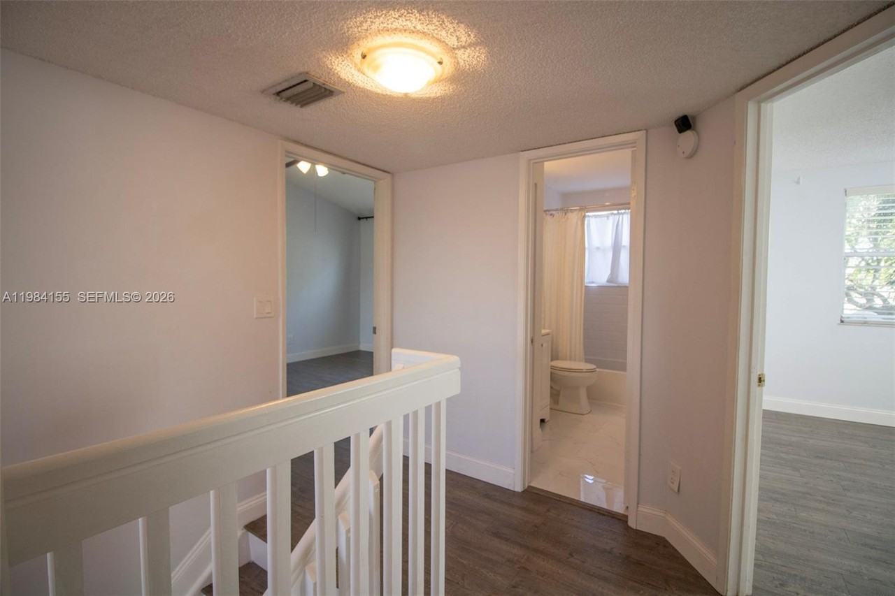 4844 Grapevine Way - Photo 3 of 26