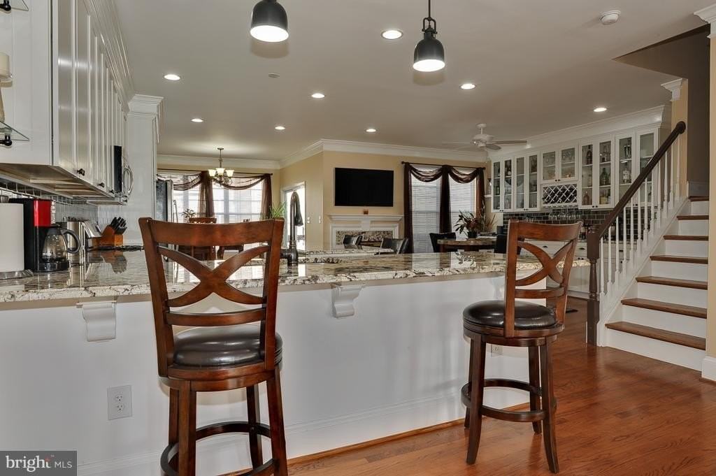 5306 Sandyford St - Photo 5 of 40