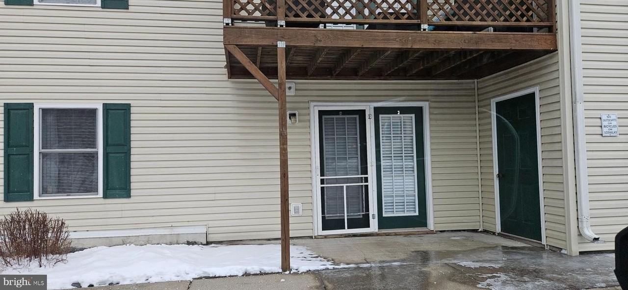 205 Hailey Ln Apt I1 - Photo 2 of 19