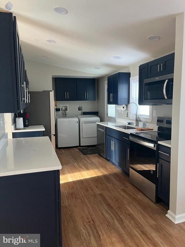 206 Cashmere Dr - Photo 3 of 11