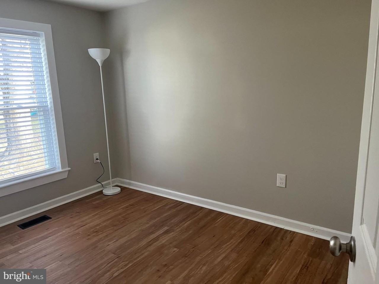 206 Cashmere Dr - Photo 7 of 11