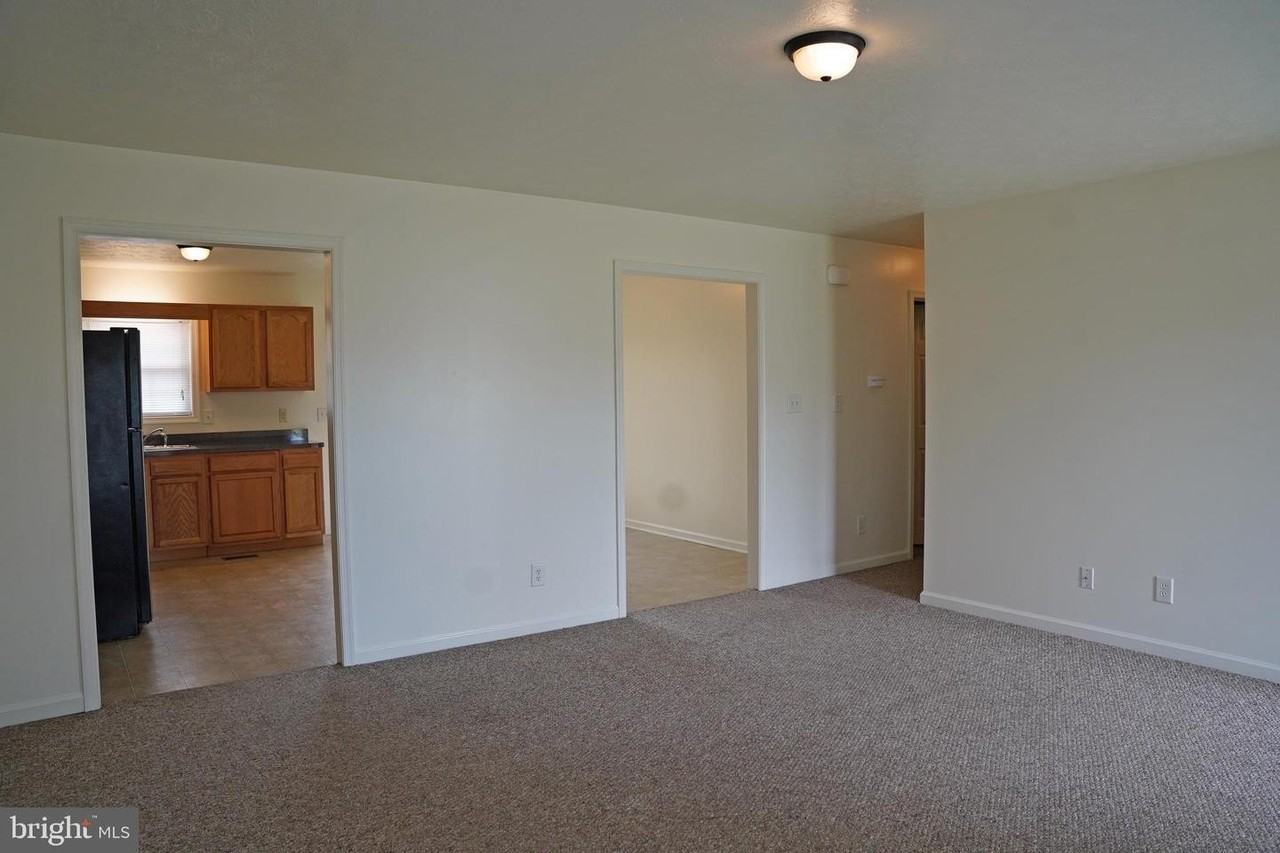 122 Sinker Dr - Photo 3 of 28