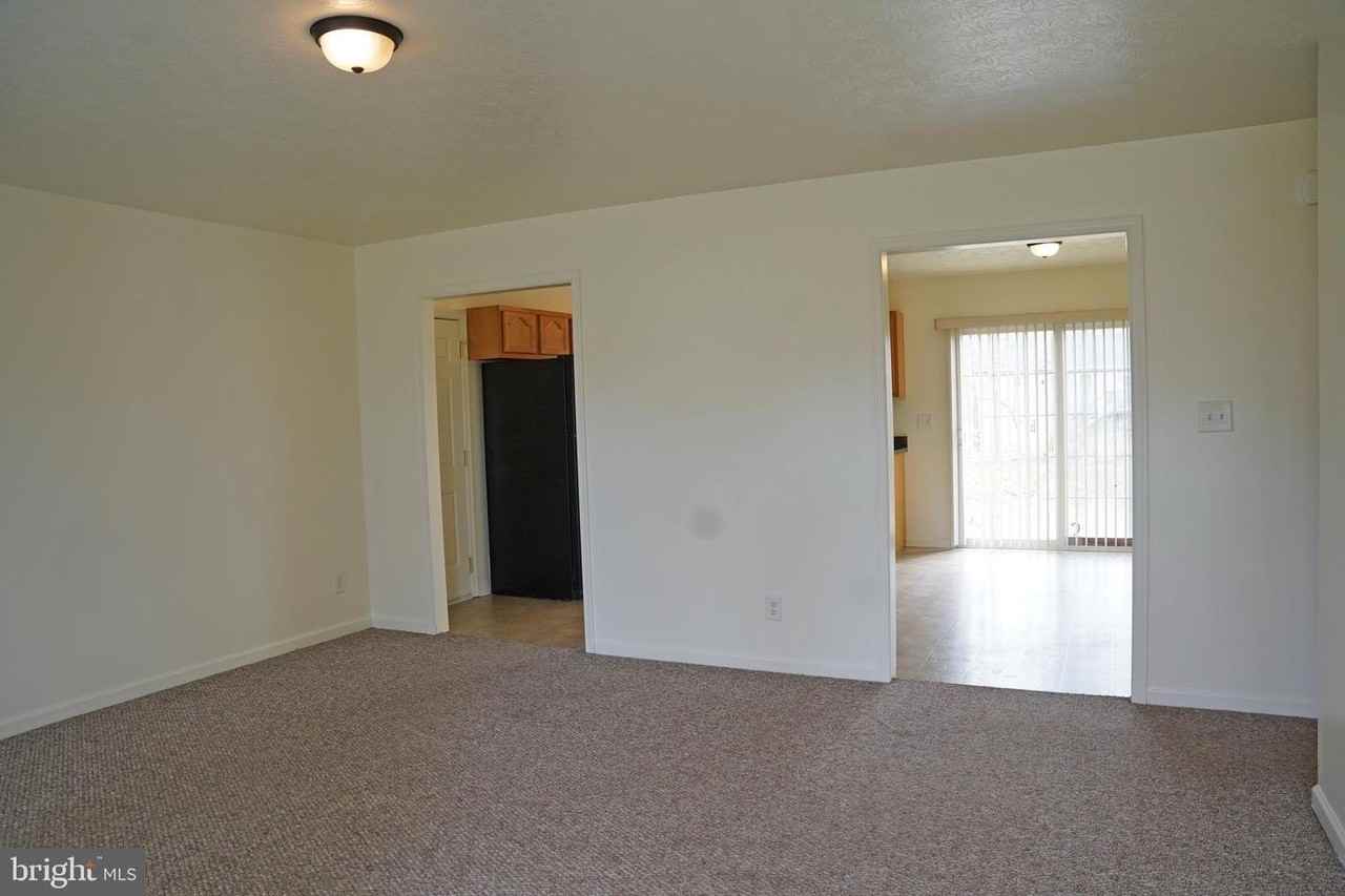 122 Sinker Dr - Photo 4 of 28