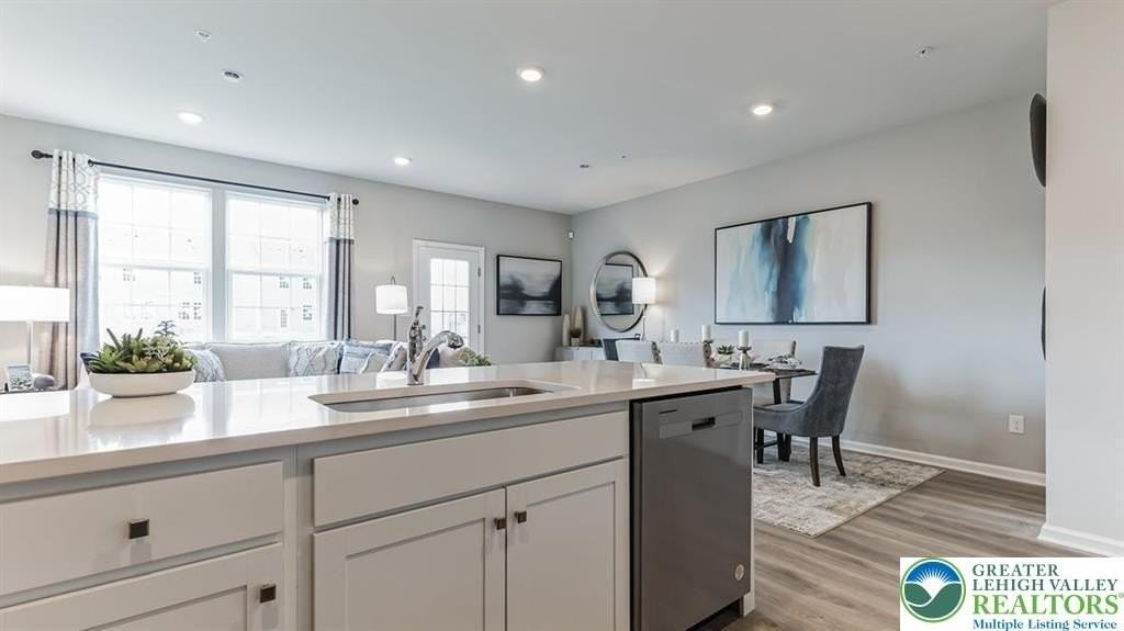 1264 Susan Cir - Photo 5 of 37