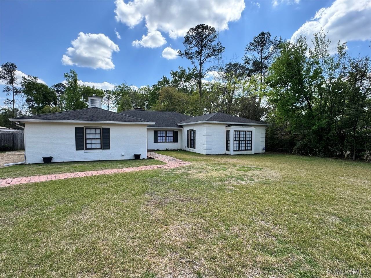 1244 Gregory Ave - Photo 2 of 48