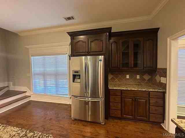 502 Ambrose Ln - Photo 6 of 29