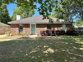 7204 Brampton Ln - Photo 1 of 1