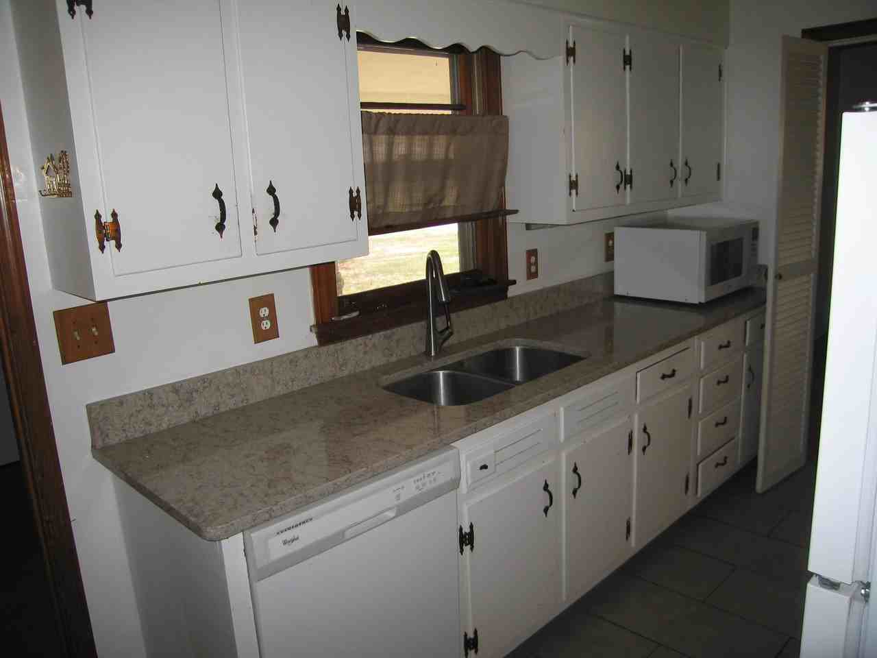 5055 Howard Pl - Photo 3 of 9