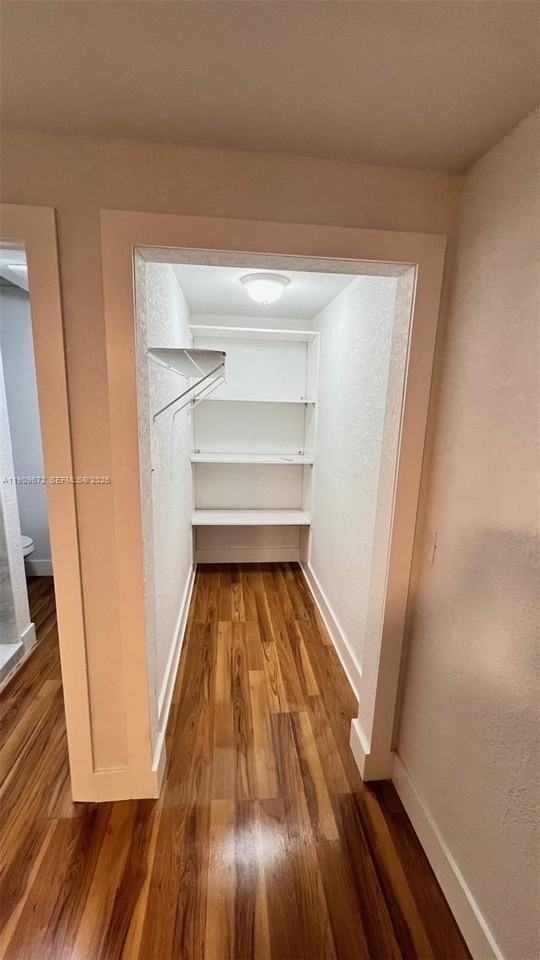 707 N J St - Photo 7 of 10