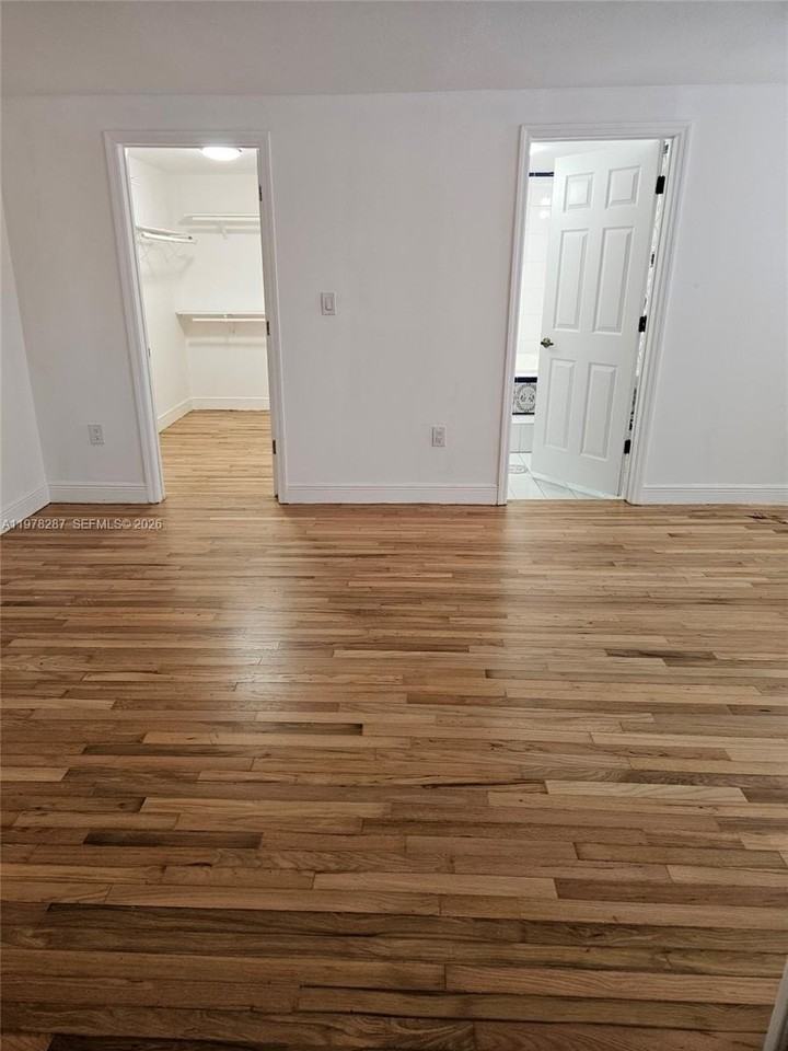 2641 Sw 31st Ave - Photo 7 of 12