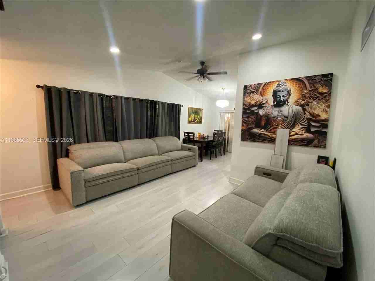 13815 Sw 54th St - Photo 4 of 23