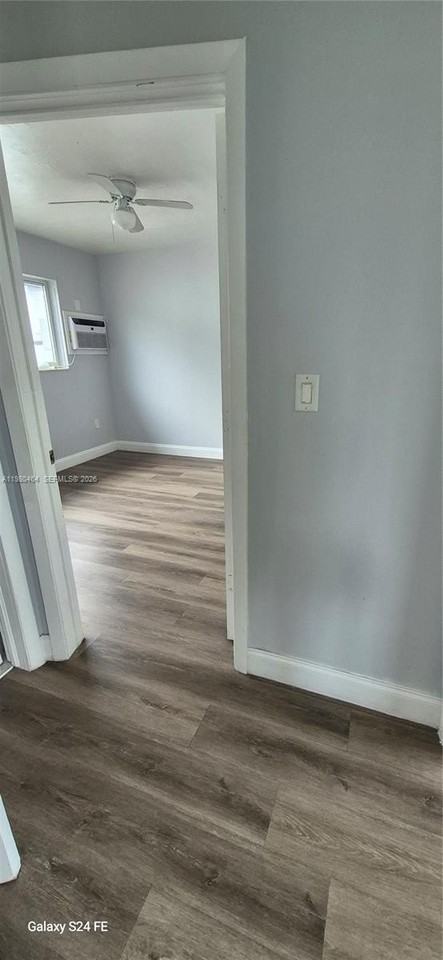 2140 Nw 27th St #2140 - Photo 6 of 7