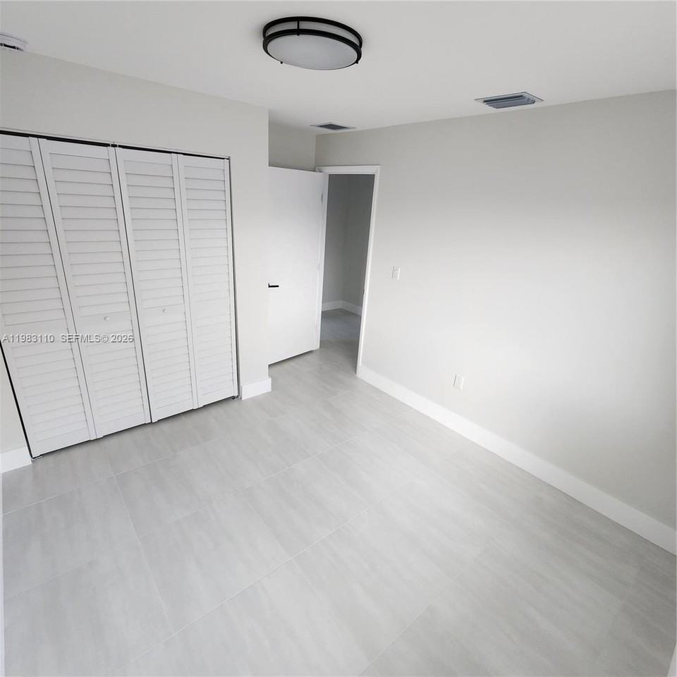 1171 Nw 66th St #1173 - Photo 7 of 17