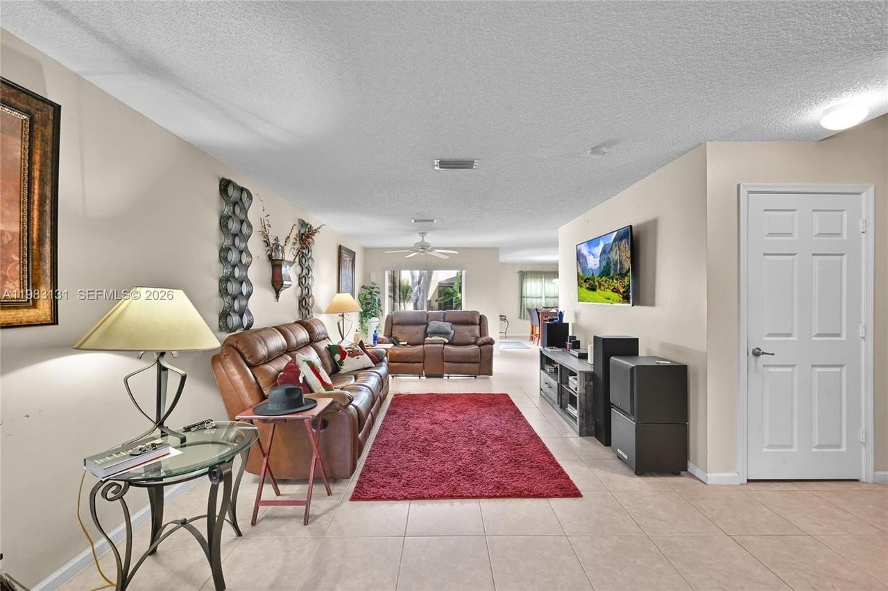 6767 Duval Ave - Photo 5 of 18