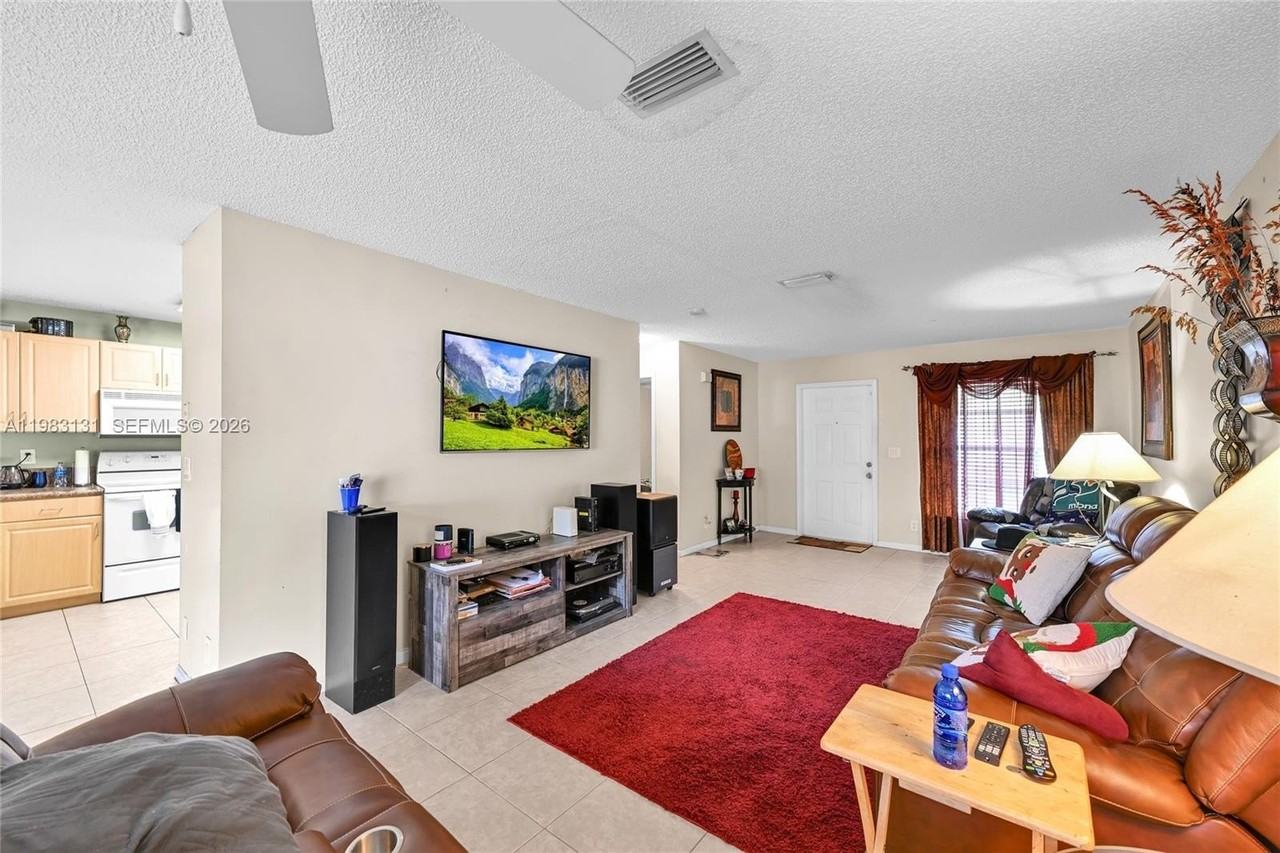 6767 Duval Ave - Photo 7 of 18