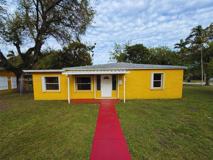 14215 Ne 9th Ave #14215 - Photo 1 of 1