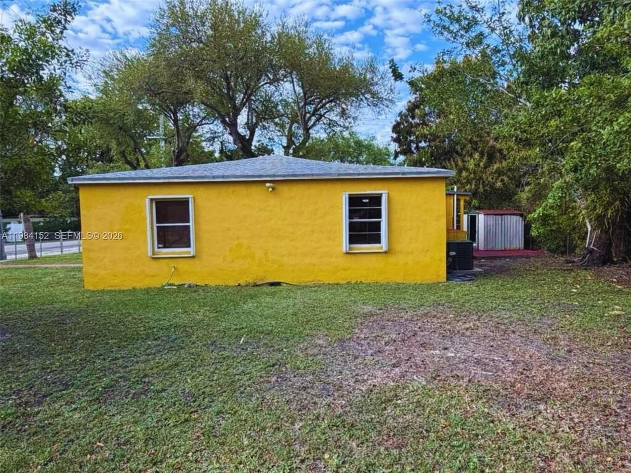 14215 Ne 9th Ave #14215 - Photo 5 of 21