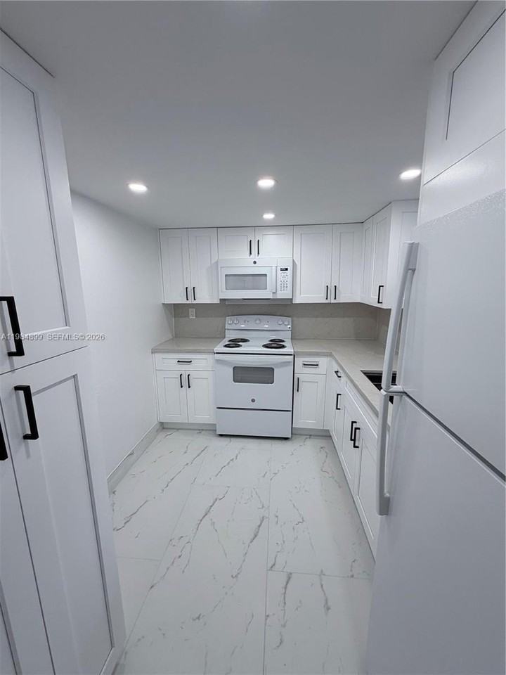 9365 Fontainebleau Blvd #E218 - Photo 3 of 38