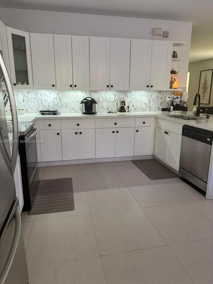 7414 Nw 107th Ct #7414 - Photo 7 of 29