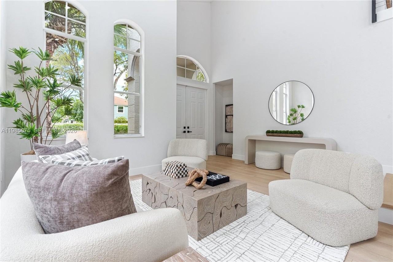 9840 Stover Way - Photo 5 of 23