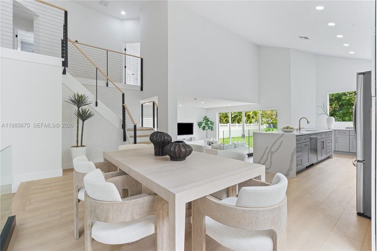 9840 Stover Way - Photo 7 of 23