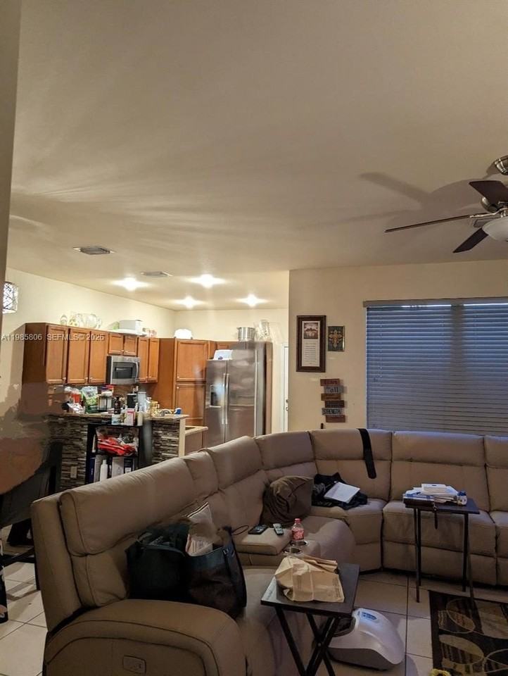 9500 Sw 171st Ave - Photo 4 of 14