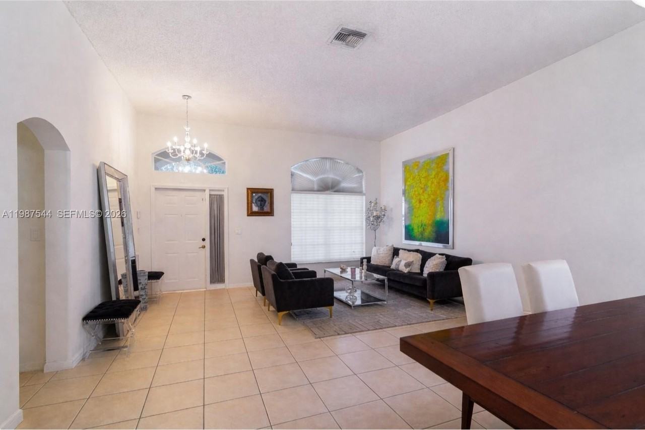 1886 Nw 145th Ter - Photo 6 of 46