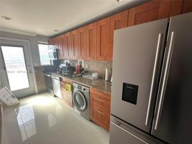 1450 Ne 170th St #306 - Photo 1 of 1