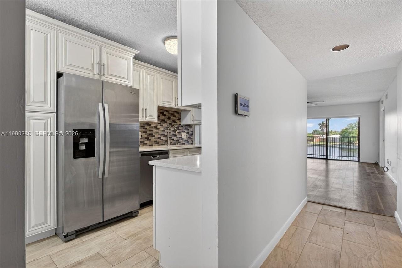 9670 W Mcnab Rd #208 - Photo 4 of 47