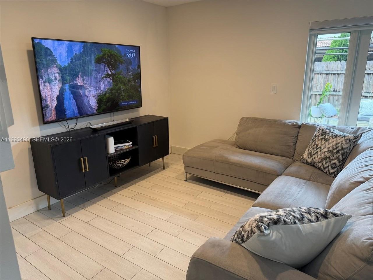 7431 Sw 163rd Pl - Photo 7 of 18