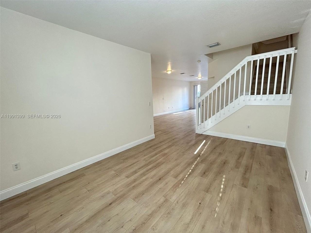 12515 Sw 124th Path - Photo 5 of 50