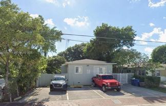 1514 Sw 6th St #4 - Photo 1 of 1