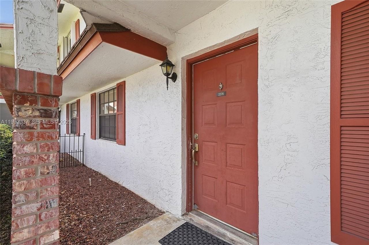 2376 Nw 89th Dr #2376 - Photo 4 of 30