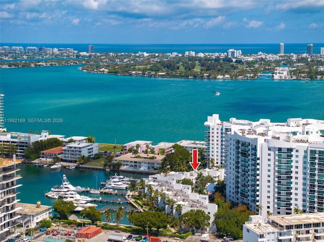 7918 Harbor Island Dr #311 - Photo 3 of 31