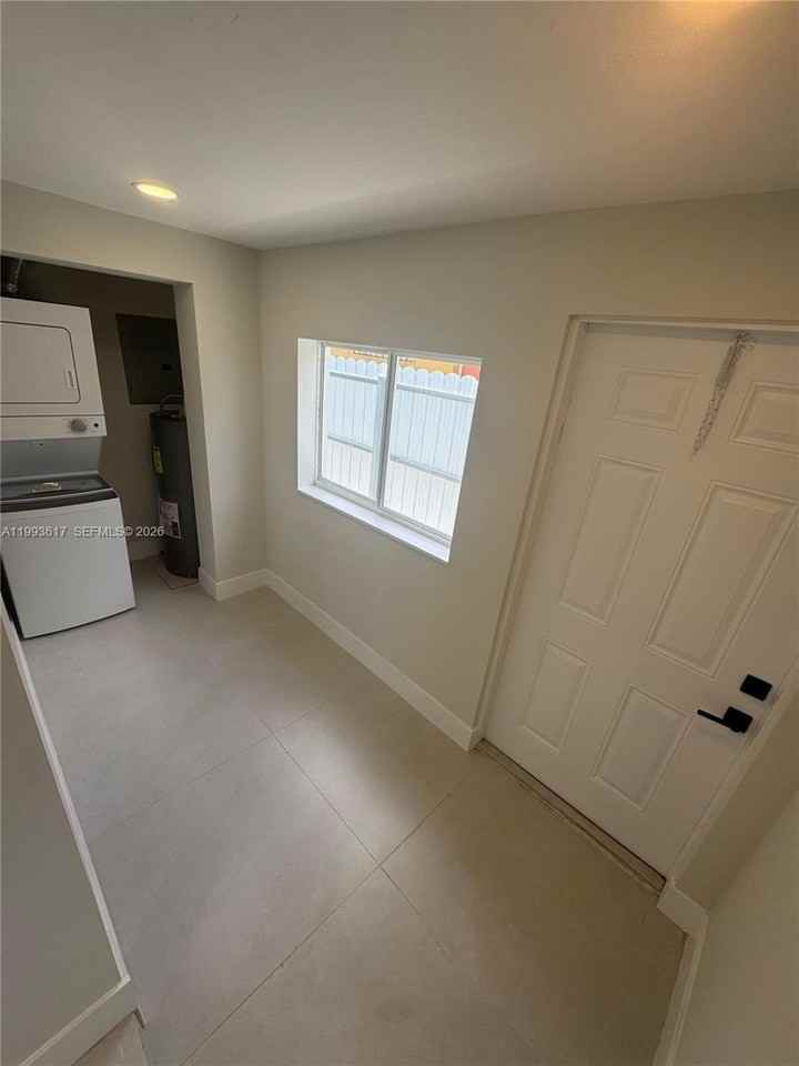 850 Nw 109th St #850 - Photo 6 of 12