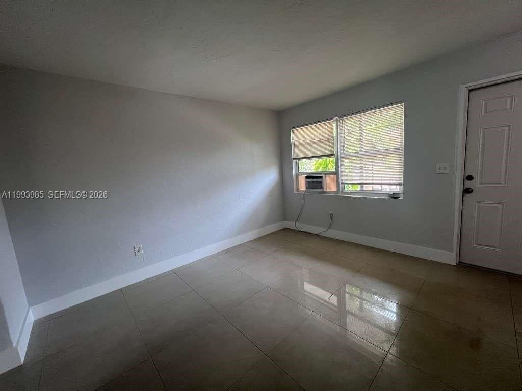 1281 Nw 60th St #5 - Photo 2 of 21