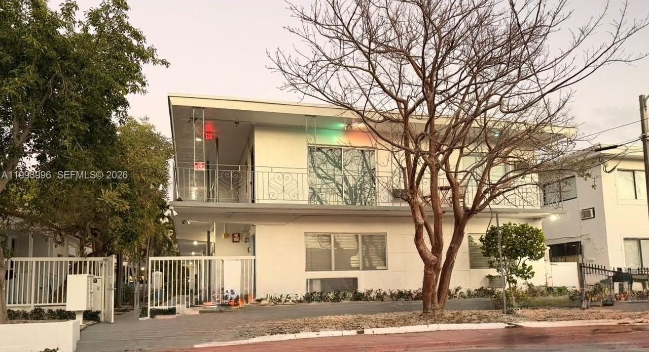 7717 Byron Ave #9 - Photo 2 of 14